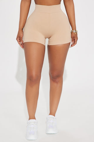 Body Snatch Effortless Seamless Active Short - Tan