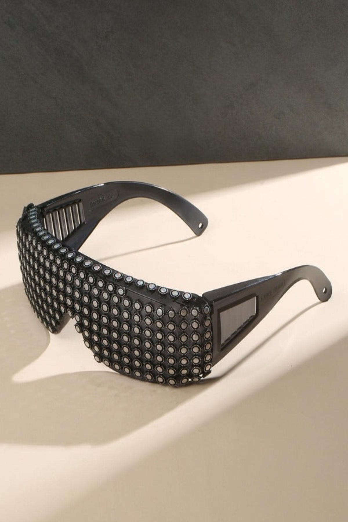 Men Studded Decor Flat Top Shield Punk Fashion Glasses For Party