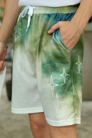 Men Tie Dye Star Print Drawstring Waist Shorts
