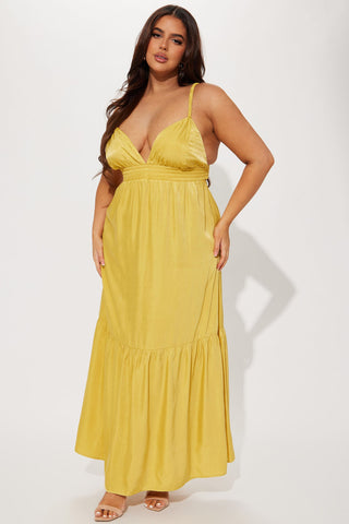 Dreaming of Daisy Maxi Dress - Yellow