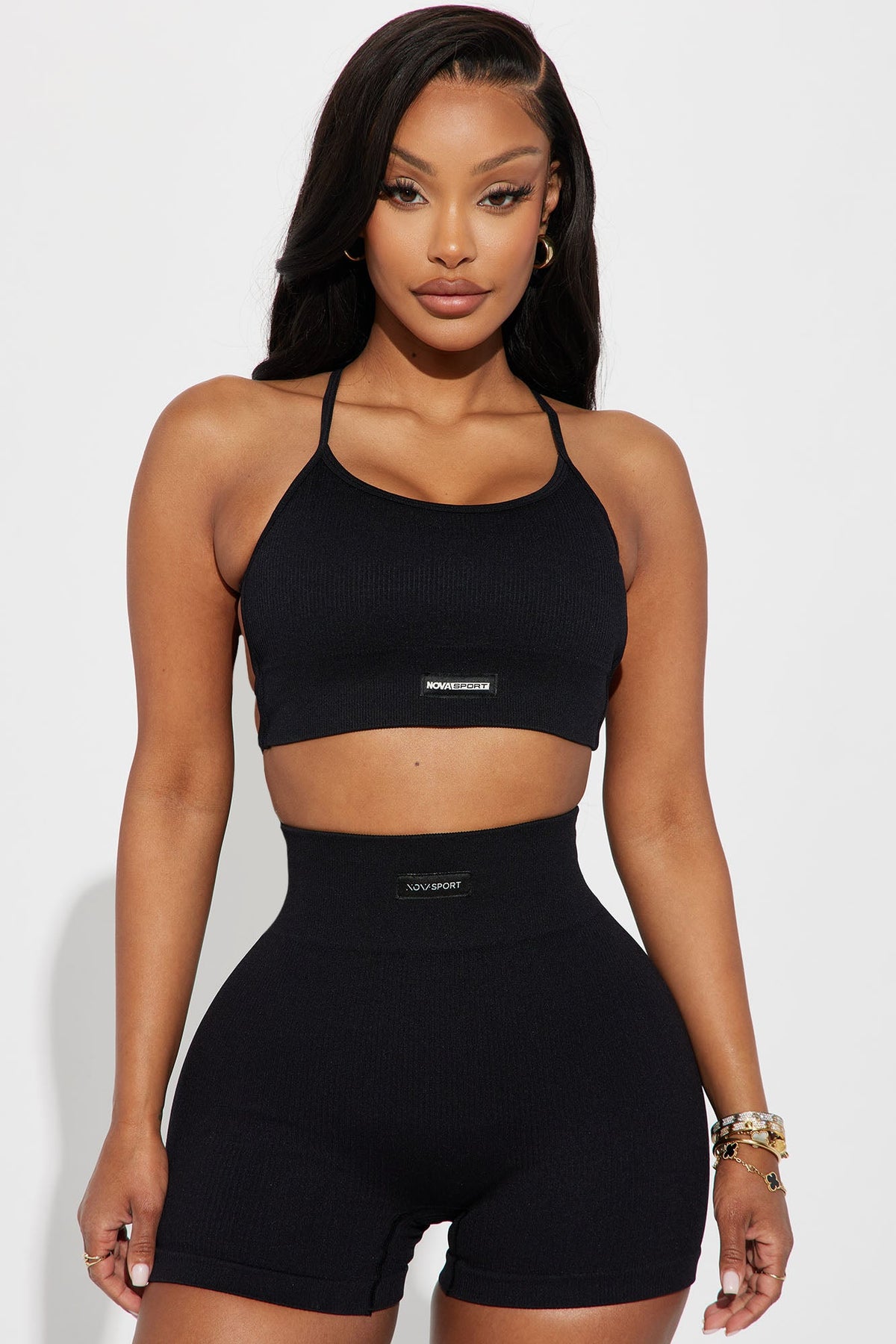 Effortless Emily Ribbed Seamless Sports Bra - Black
