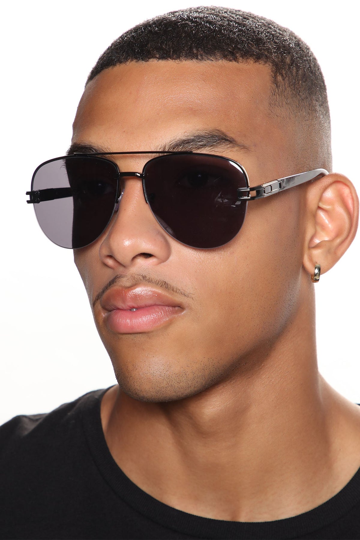 Front Line Sunglasses - Black